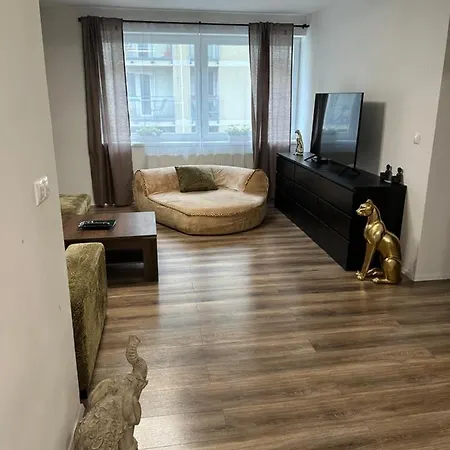 Apartamento Spacious 3-Bedroom Apartment In The Historic Old Town With Free Parking